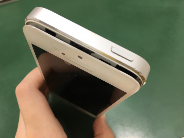 iPhone5Sフロントパネル修理iPhone5S　修理 　ガラス交換　画面修理　アイフォン画面　液晶パネル　DIY修理　パネル交換修理　修理 液晶パネル交換　修理パーツ　キット　ガラス