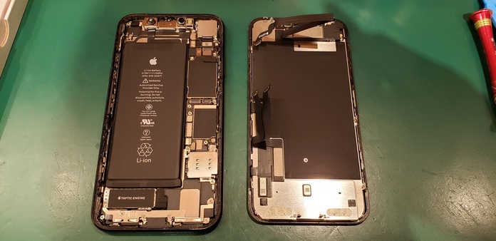 iPhoneXRのフロントパネル交換修理のご紹介です！ | iPhone修理 ...