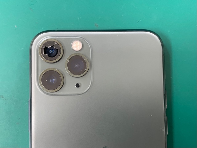 Iphone 11pro リアカメラ修理を承りました Iphone修理アイサポ 修理事例