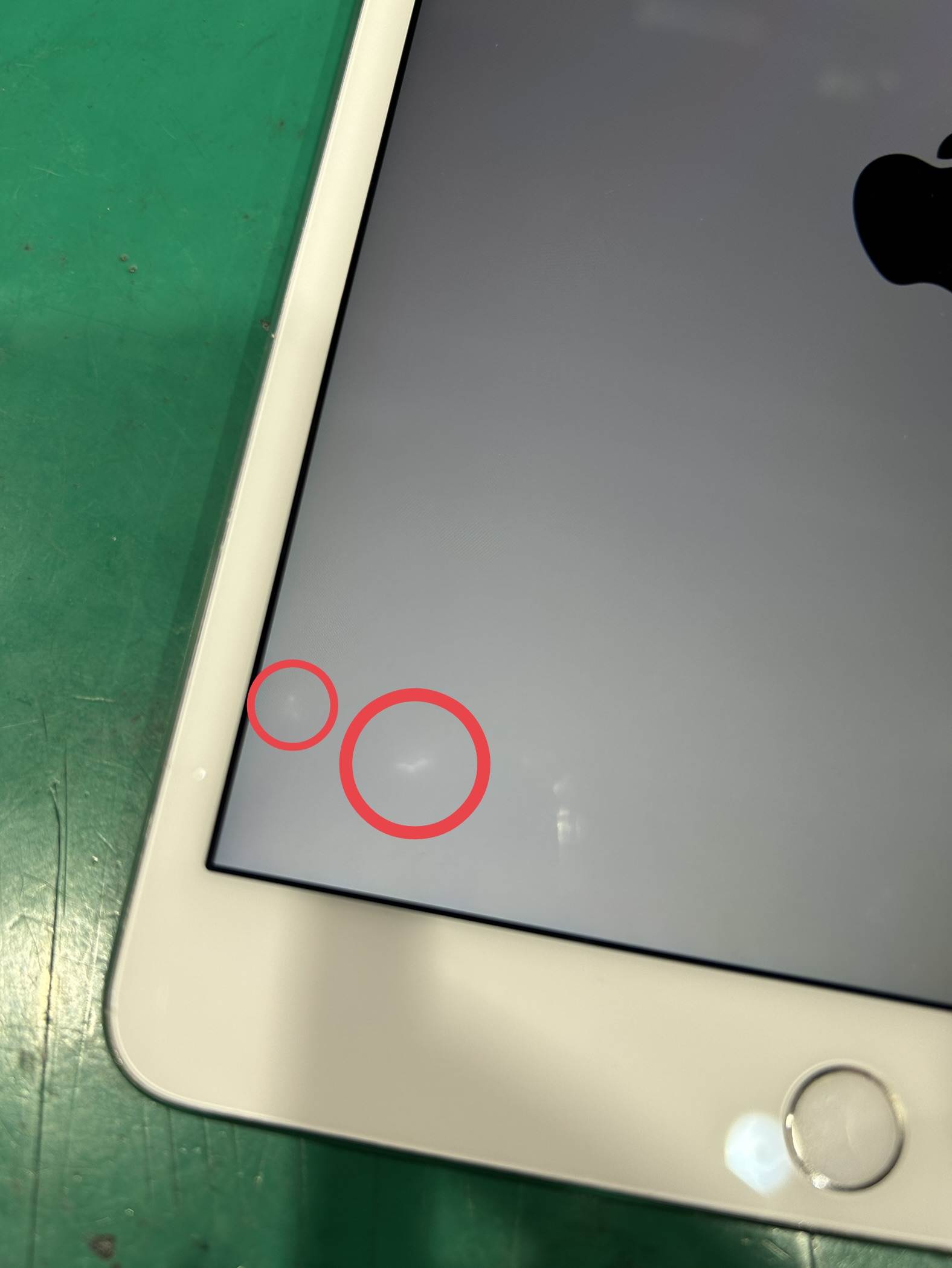 iPadmini4の画面交換を承りました！ | iPhone修理アイサポ 修理事例