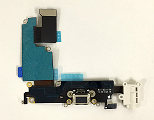 iPhone6ライトニングコネクタ